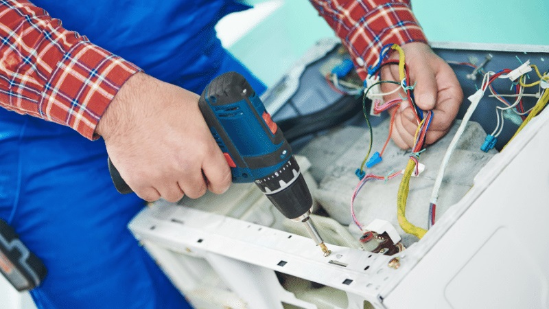 Çeşme Hotpoint servisi orijinal yedek parça kullanımı
